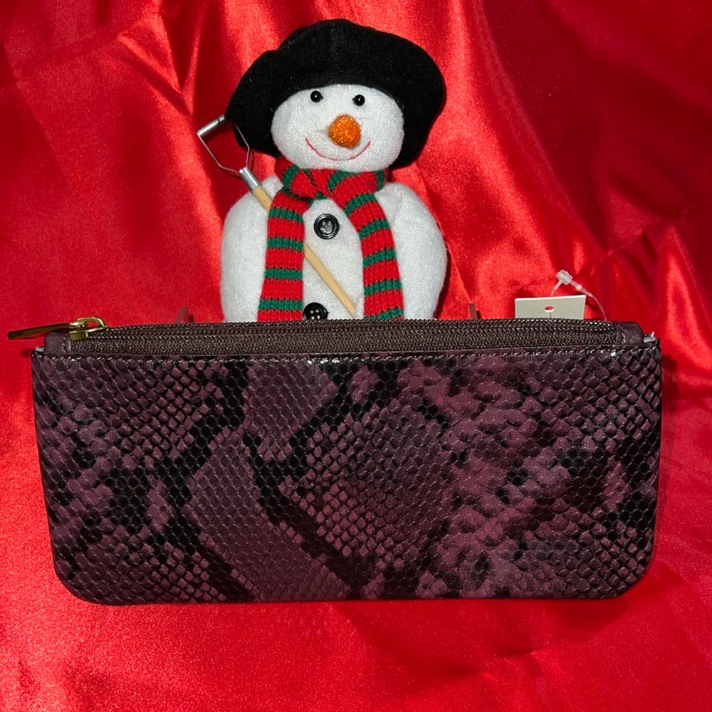 NWT Woman’s Python Snake style Pouch